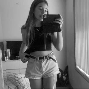 Meet your Posher, Kaitlin